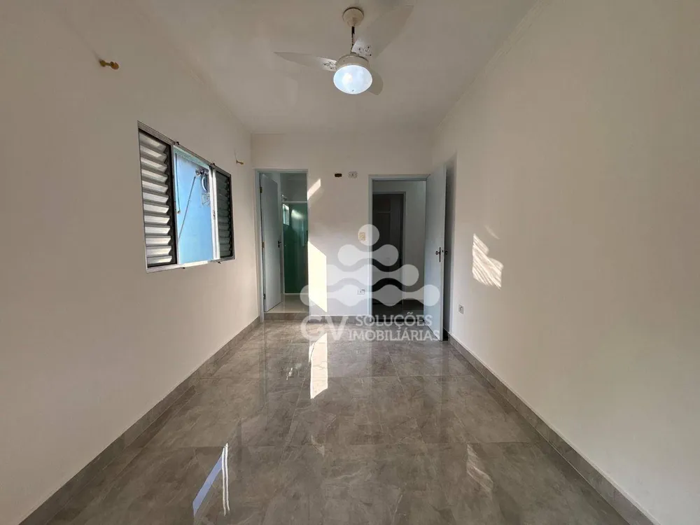 Casa, 3 quartos, 235 m² - Foto 2