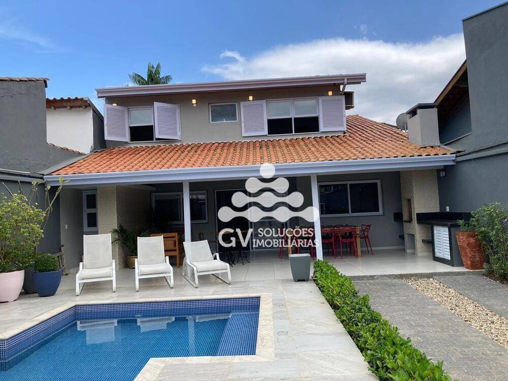 Casa, 5 quartos, 177 m² - Foto 2