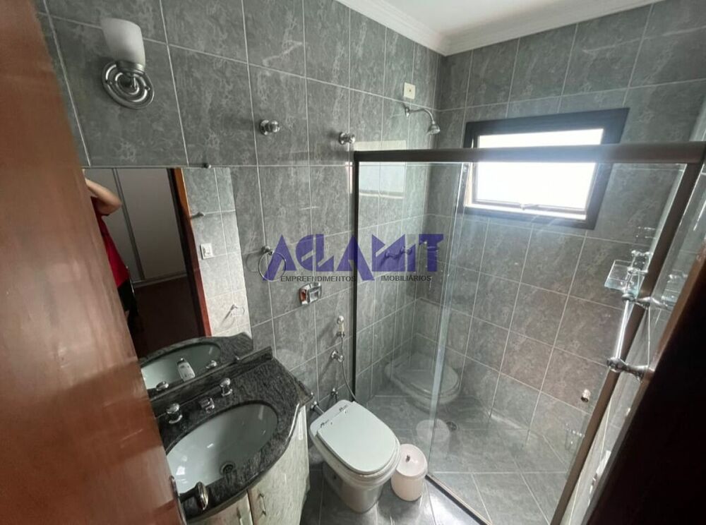 Casa de Condomínio à venda com 3 quartos, 233m² - Foto 11