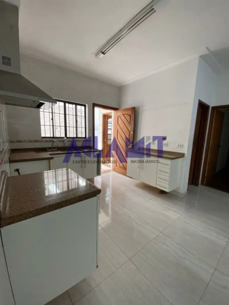 Casa, 3 quartos, 210 m² - Foto 13