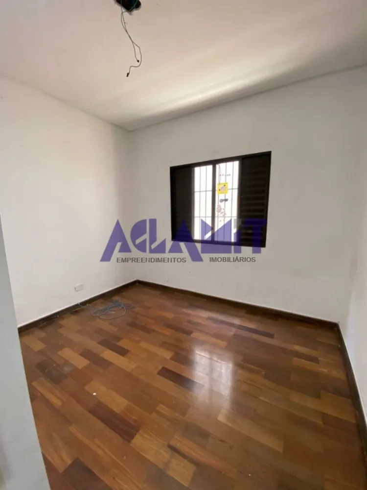 Casa, 3 quartos, 210 m² - Foto 1
