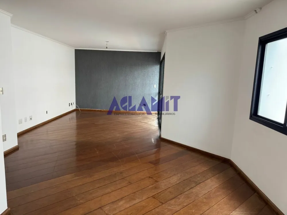 Apartamento, 3 quartos, 147 m² - Foto 1