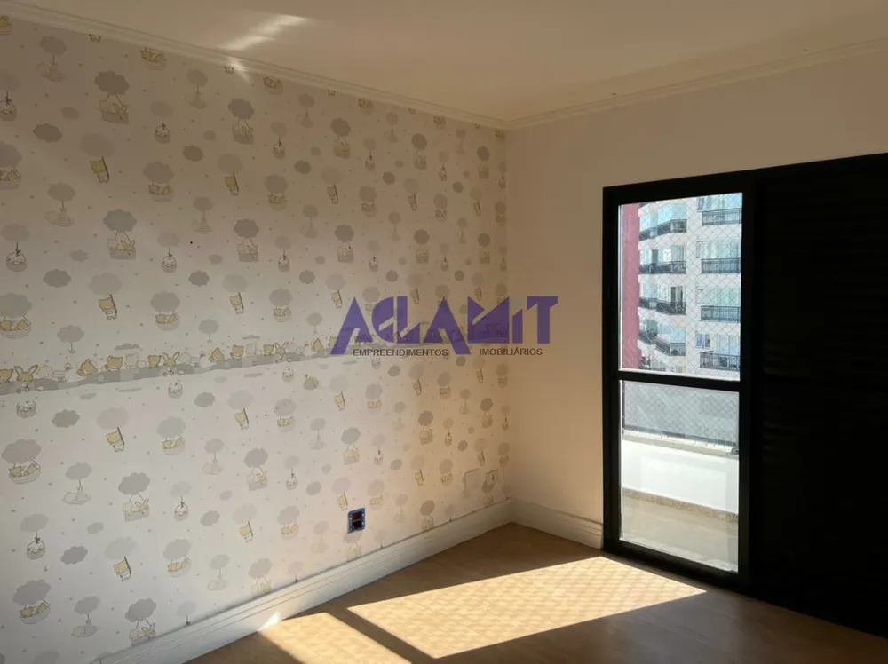 Apartamento, 3 quartos, 220 m² - Foto 2
