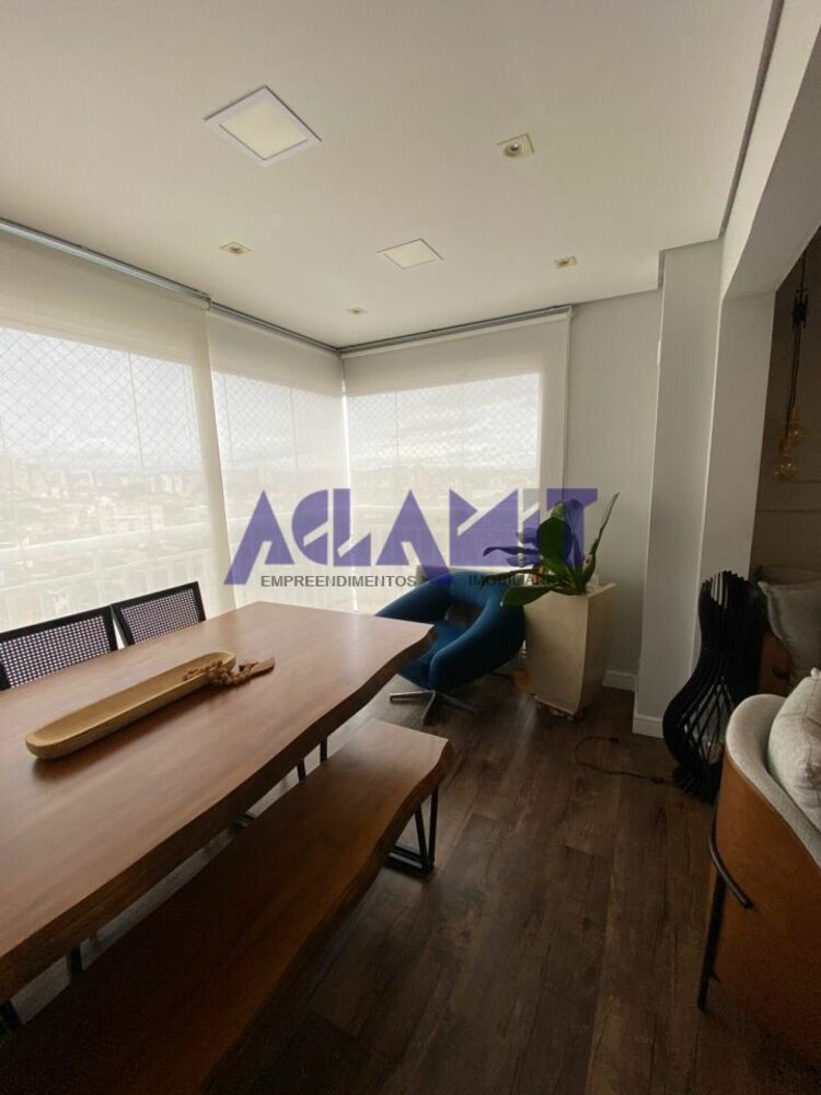 Apartamento à venda com 2 quartos, 85m² - Foto 1