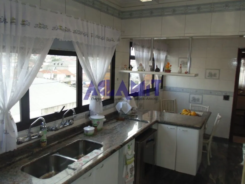 Apartamento, 3 quartos, 224 m² - Foto 1