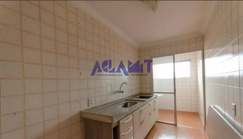 Apartamento à venda com 2 quartos, 58m² - Foto 5