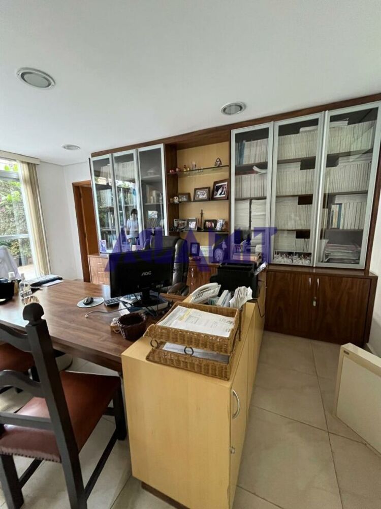 Prédio Inteiro à venda com 1 quarto, 750m² - Foto 2
