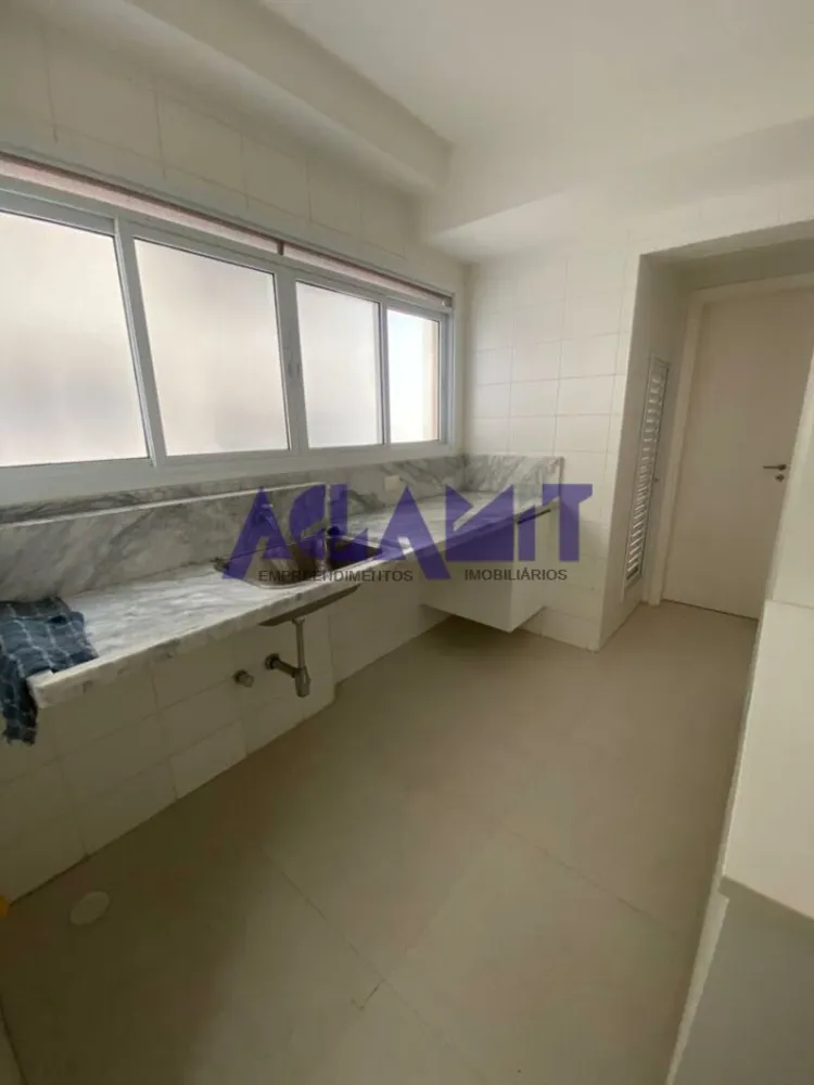 Apartamento, 3 quartos, 202 m² - Foto 1