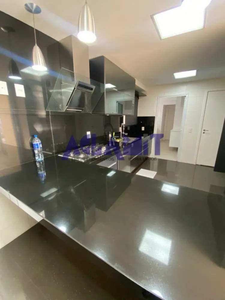Apartamento, 3 quartos, 202 m² - Foto 2