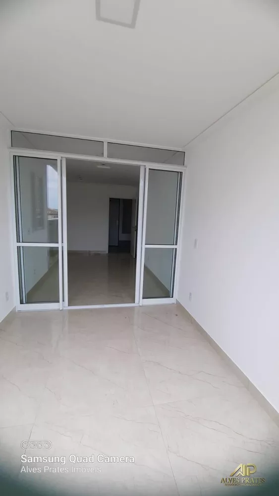 Apartamento, 2 quartos, 61 m² - Foto 3