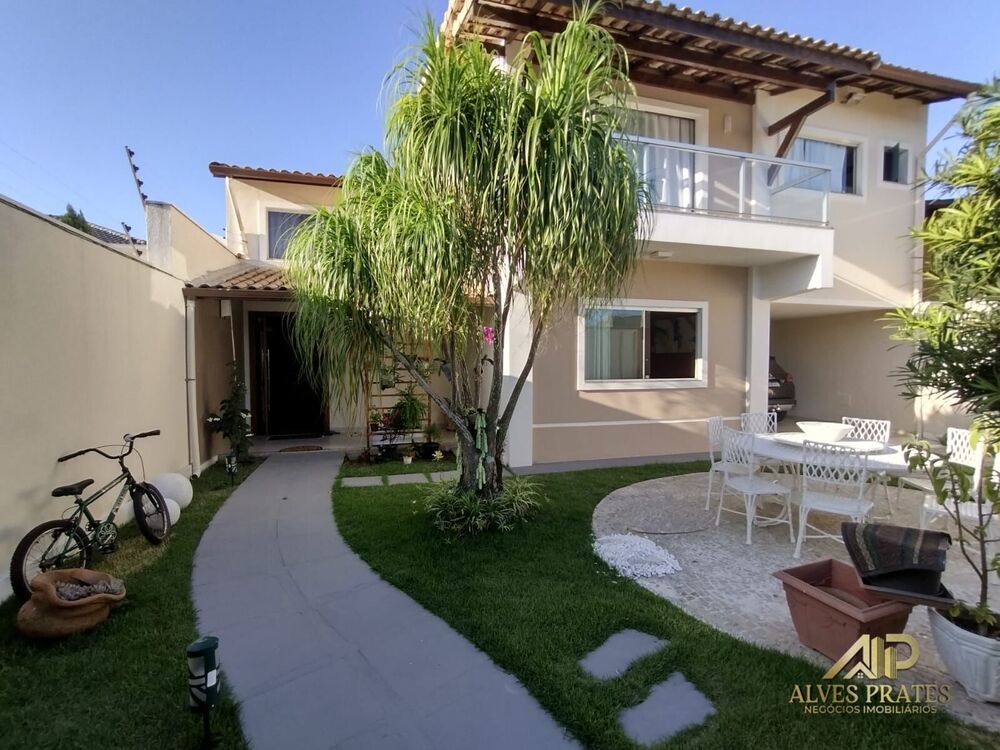 Casa, 3 quartos, 274 m² - Foto 1