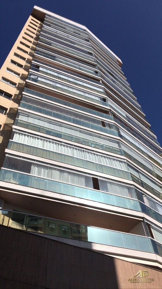 Apartamento, 3 quartos, 140 m² - Foto 1