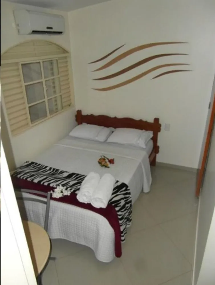 Casa, 7 quartos, 320 m² - Foto 2