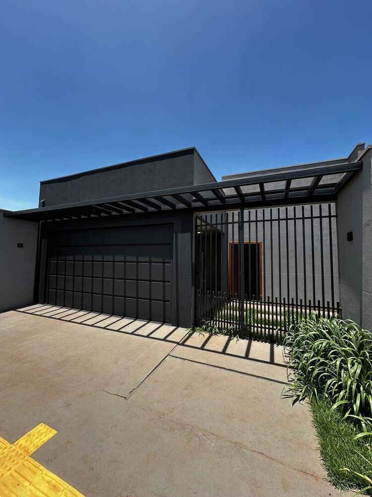Casa à venda com 3 quartos, 120m² - Foto 1
