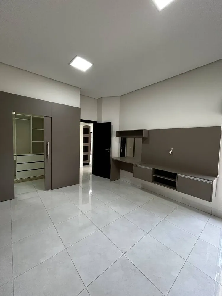 Casa, 3 quartos, 16149 m² - Foto 4