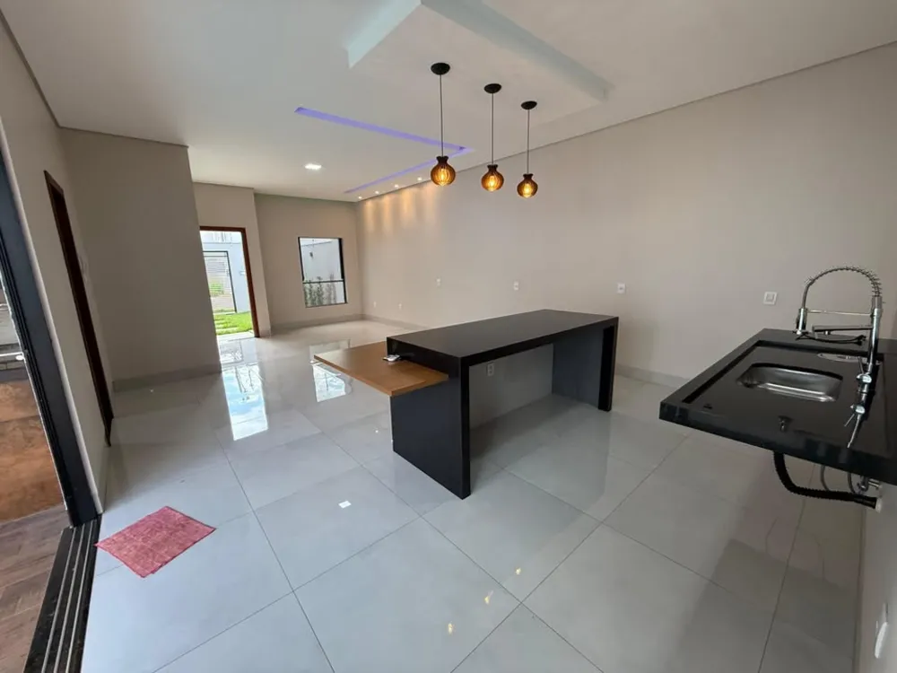 Casa, 3 quartos, 164 m² - Foto 3