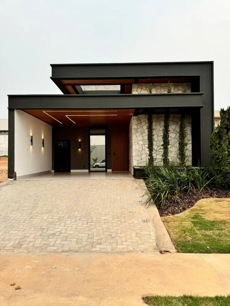 Casa, 3 quartos, 159 m² - Foto 1
