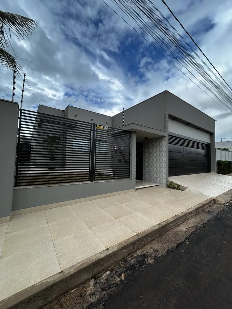 Casa, 3 quartos, 300 m² - Foto 1