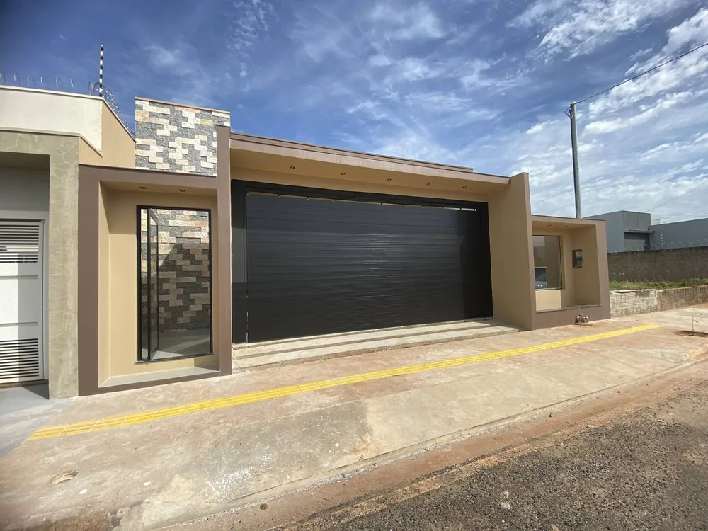 Casa, 3 quartos, 171 m² - Foto 1