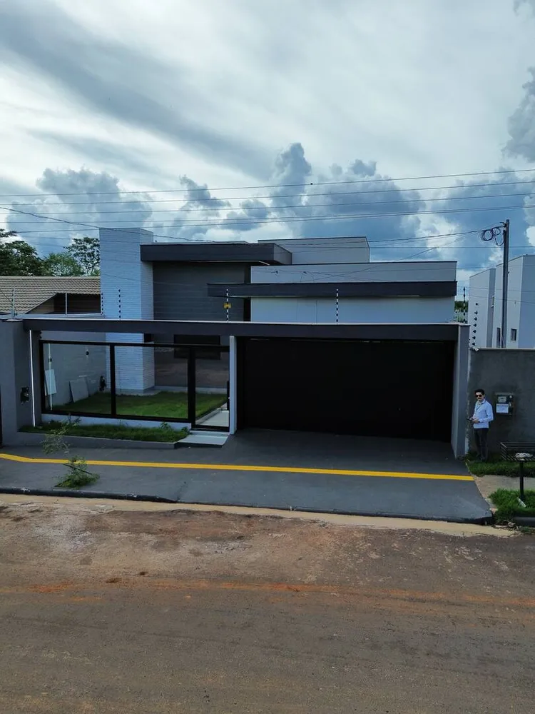 Casa, 3 quartos, 182 m² - Foto 1