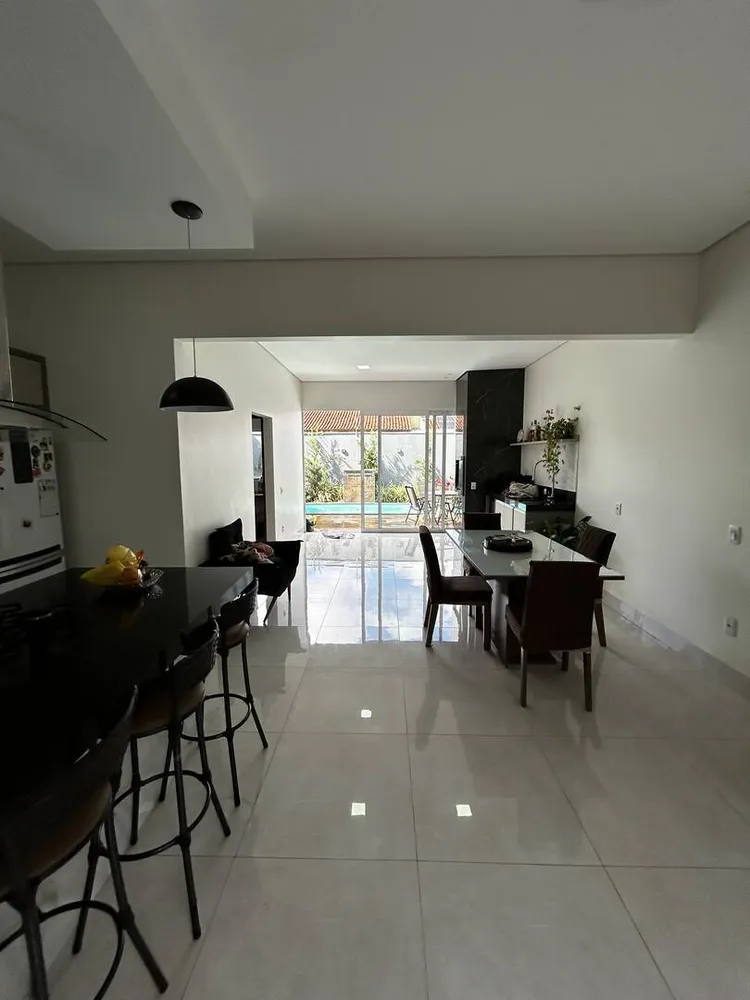 Casa, 3 quartos, 159 m² - Foto 8