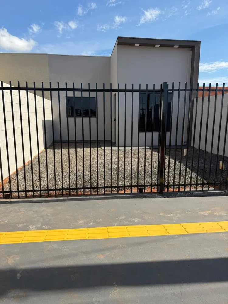 Casa, 3 quartos, 72 m² - Foto 1