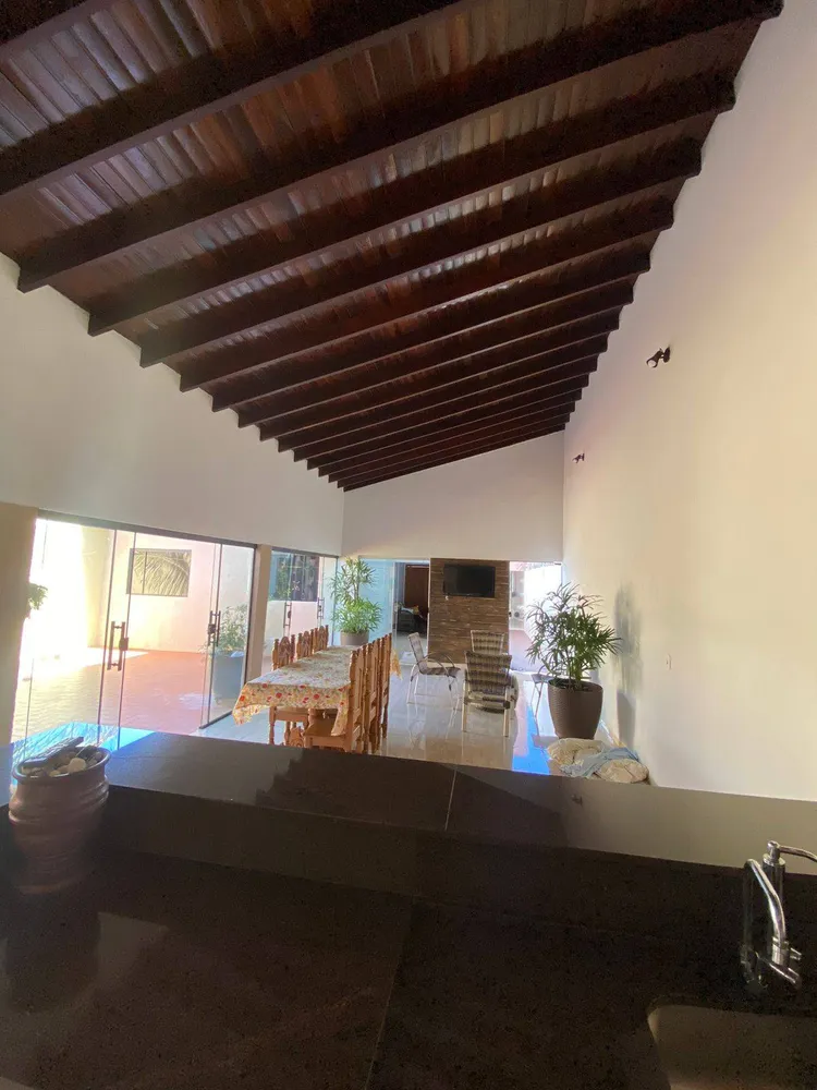 Casa, 3 quartos, 1025 m² - Foto 7