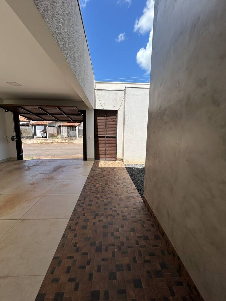 Casa à venda com 3 quartos, 250m² - Foto 5