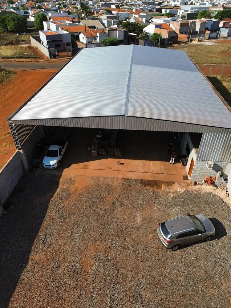 Sala-Conjunto, 600 m² - Foto 1