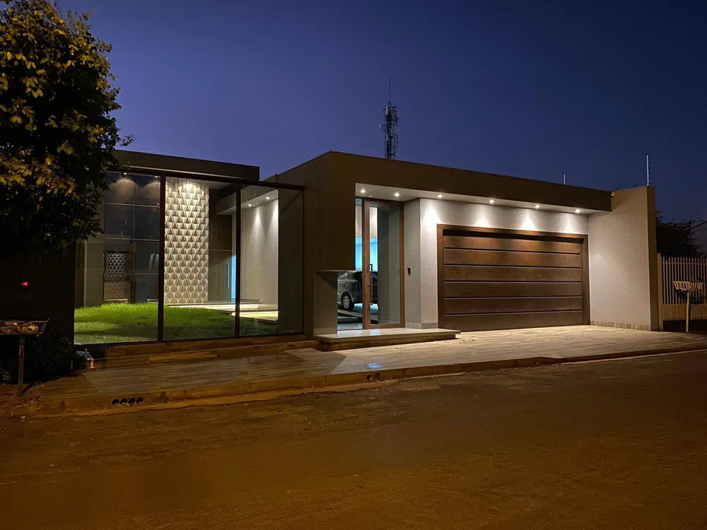 Casa, 3 quartos, 256 m² - Foto 4