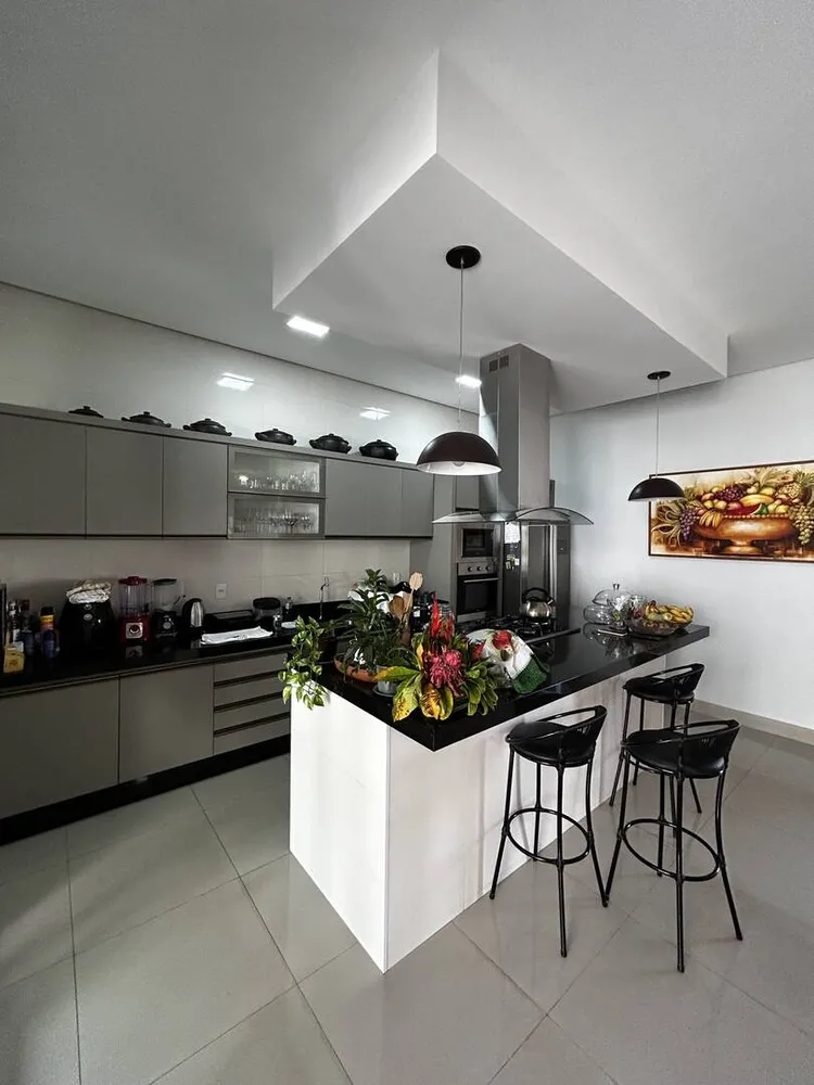 Casa, 3 quartos, 140 m² - Foto 2