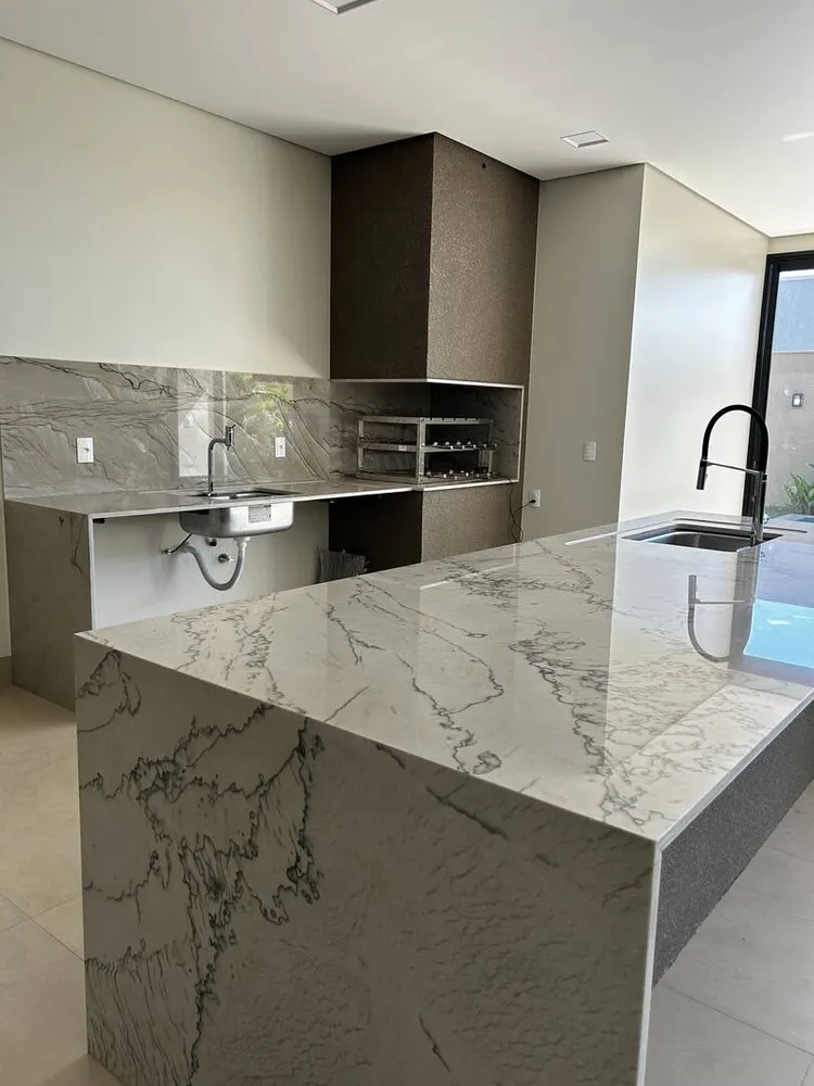 Casa, 3 quartos, 250 m² - Foto 2