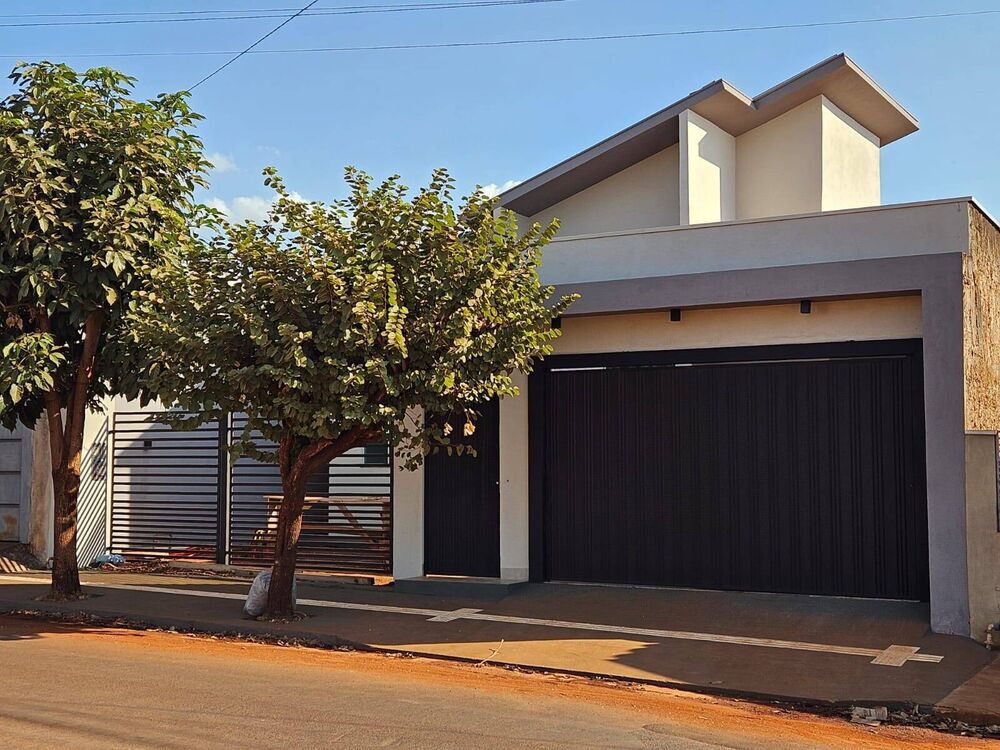 Casa à venda com 2 quartos, 126m² - Foto 3