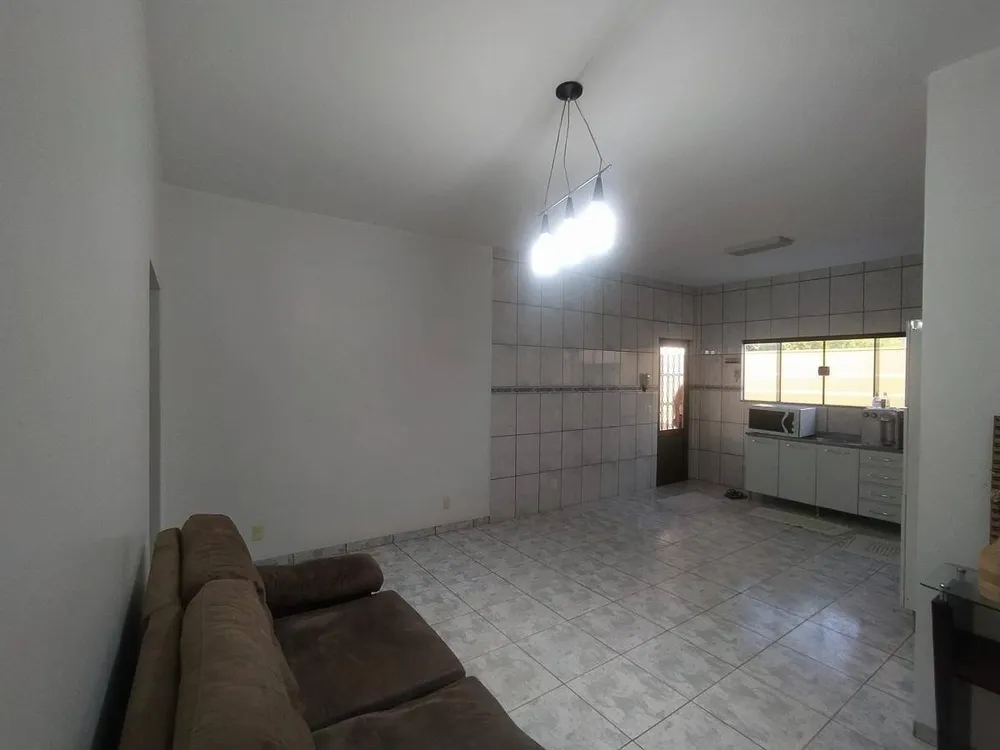 Casa, 3 quartos, 200 m² - Foto 6