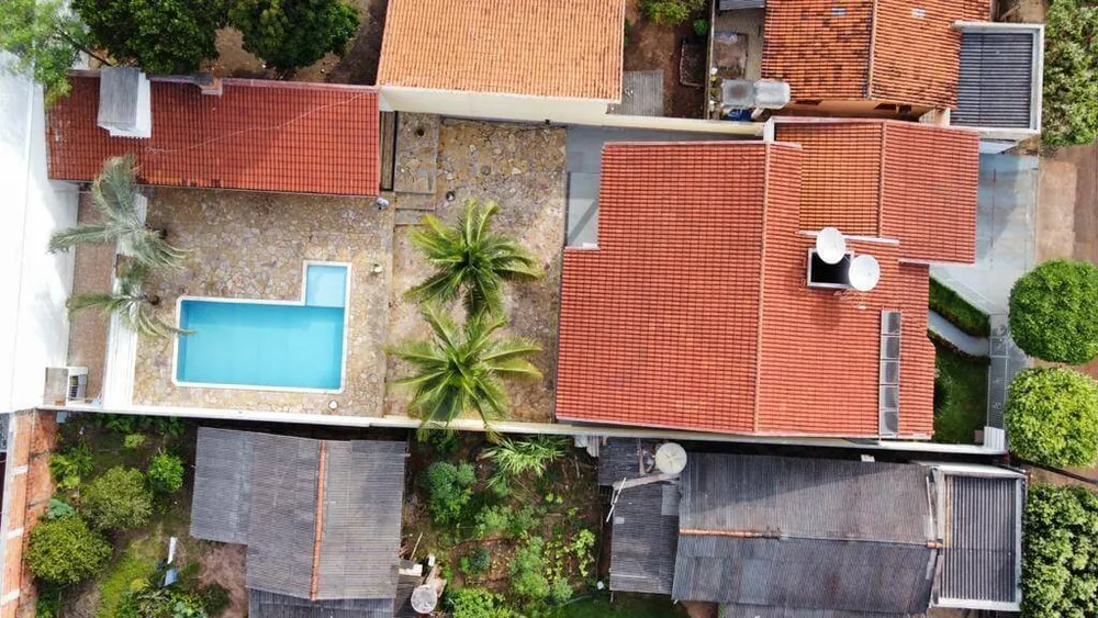 Casa, 3 quartos, 200 m² - Foto 2