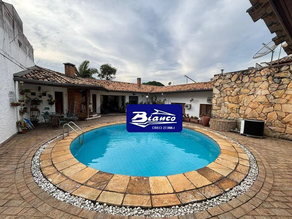 Casa, 3 quartos, 700 m² - Foto 4