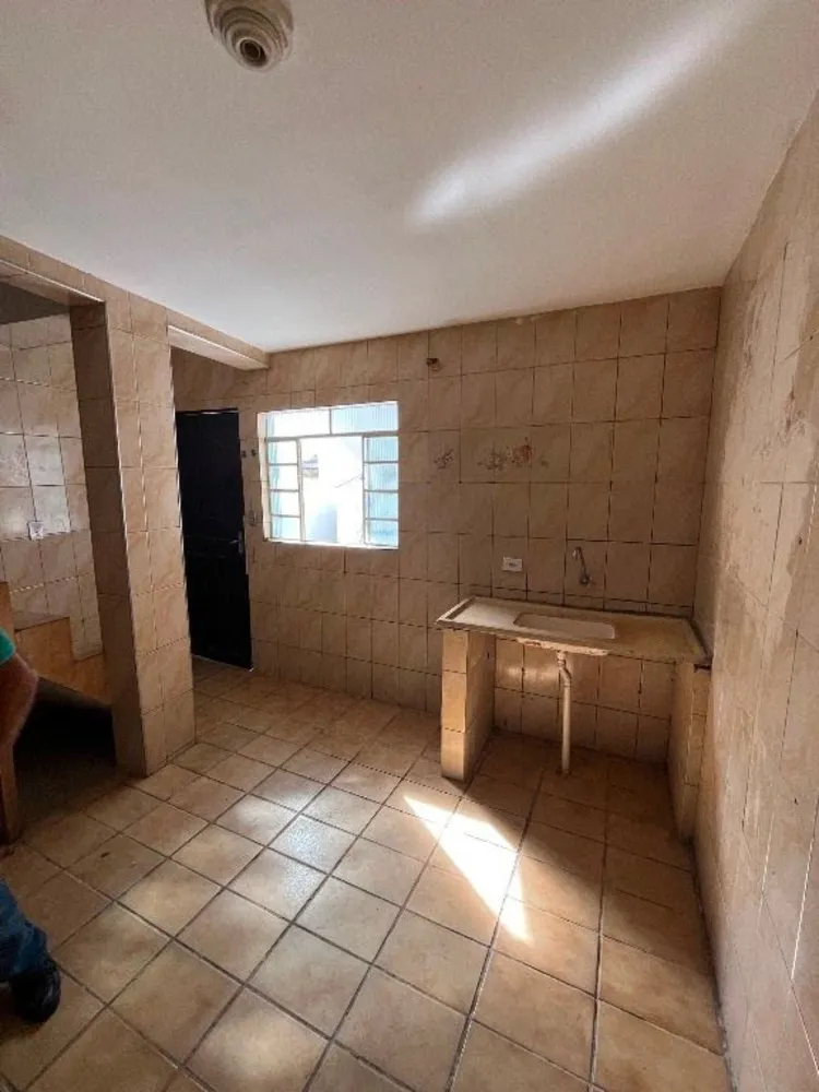 Casa, 4 quartos, 190 m² - Foto 4