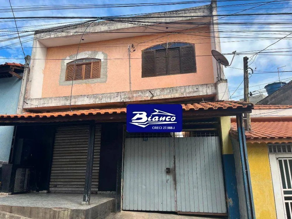 Casa, 4 quartos, 190 m² - Foto 1