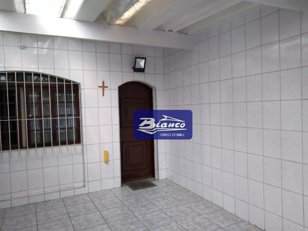 Sobrado à venda com 3 quartos, 176m² - Foto 2