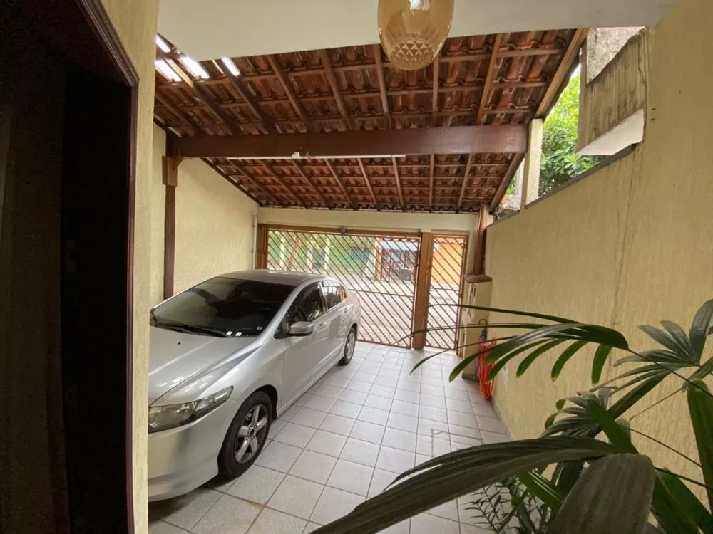 Sobrado à venda com 2 quartos, 137m² - Foto 1