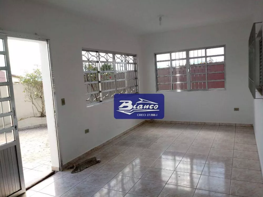 Casa à venda com 3 quartos, 240m² - Foto 8