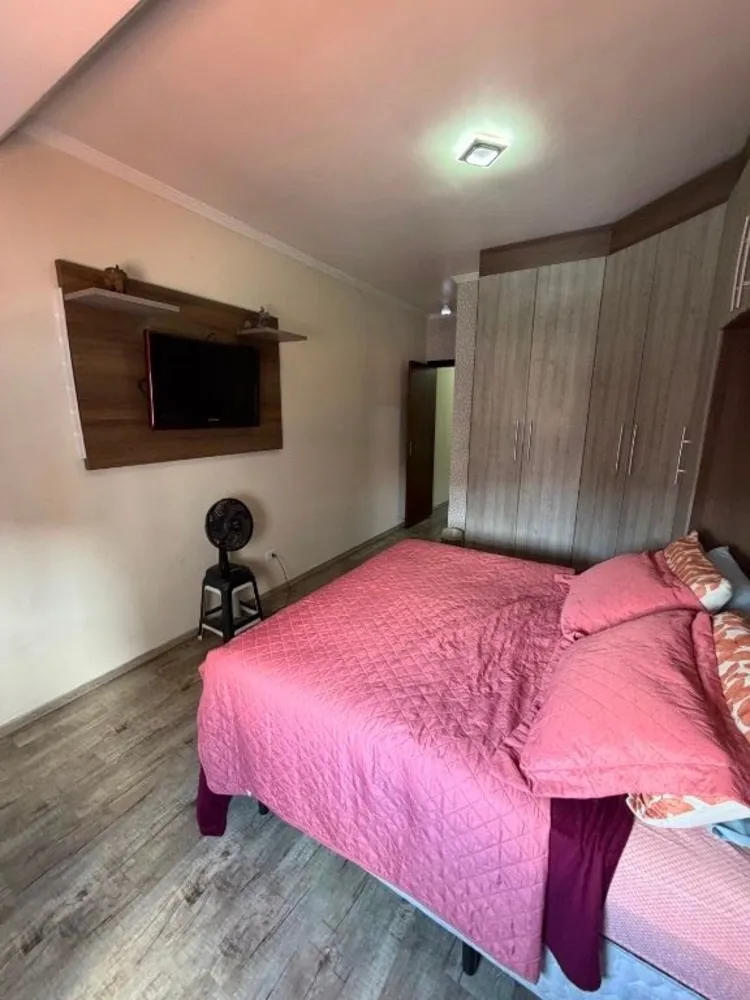 Sobrado, 4 quartos, 182 m² - Foto 1