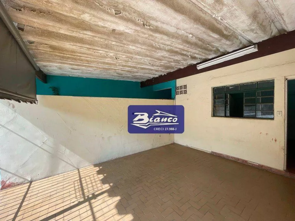 Casa à venda com 2 quartos, 160m² - Foto 1