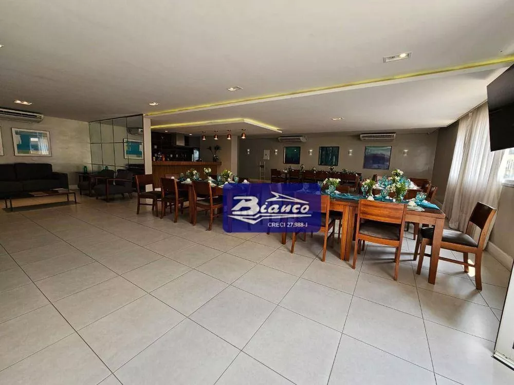 Apartamento à venda com 2 quartos, 72m² - Foto 2