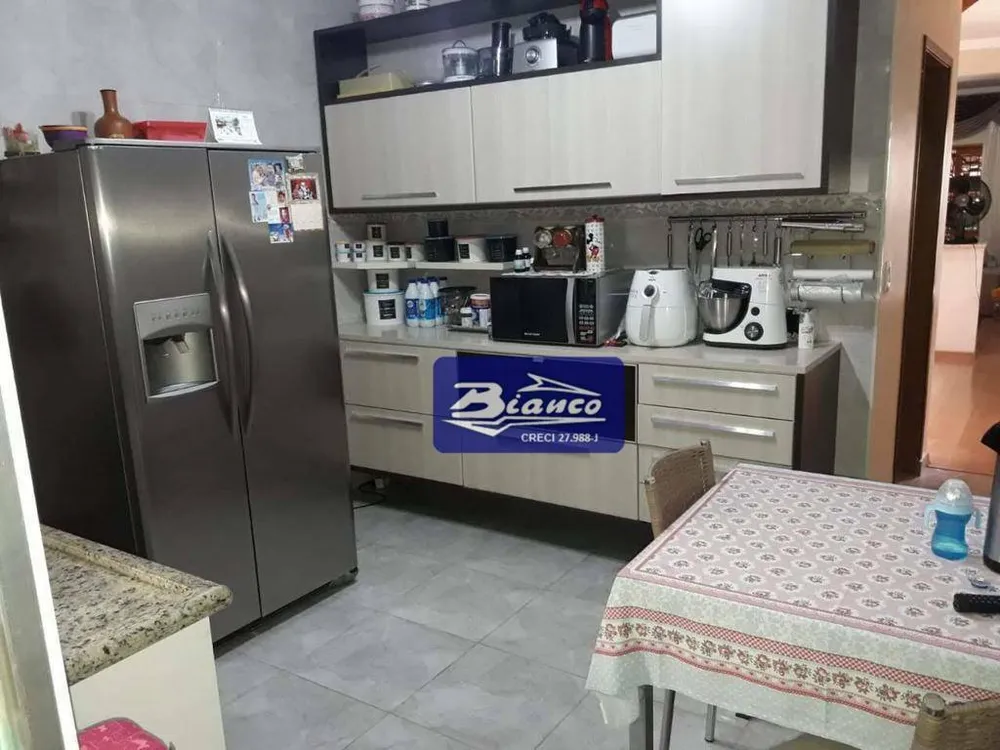 Sobrado, 3 quartos, 200 m² - Foto 4