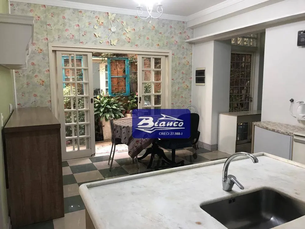 Sobrado, 3 quartos, 200 m² - Foto 12