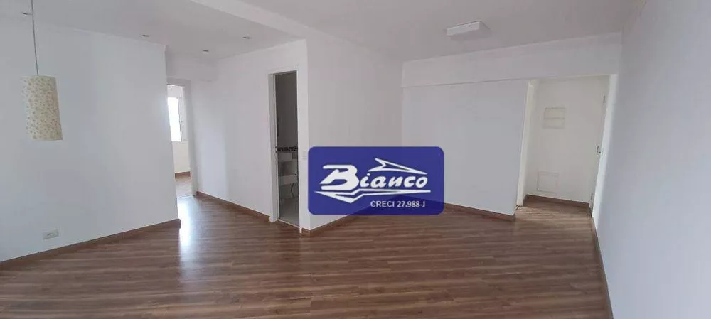 Apartamento à venda com 2 quartos, 64m² - Foto 1