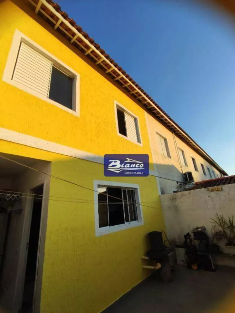 Sobrado à venda com 3 quartos, 75m² - Foto 2