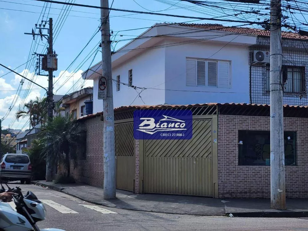 Sobrado à venda com 2 quartos, 170m² - Foto 1