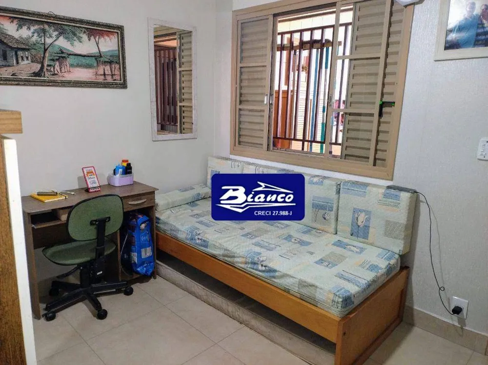 Casa, 4 quartos, 152 m² - Foto 2